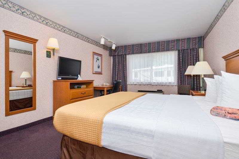 Best Western Kiva Inn Fort Collins Bagian luar foto