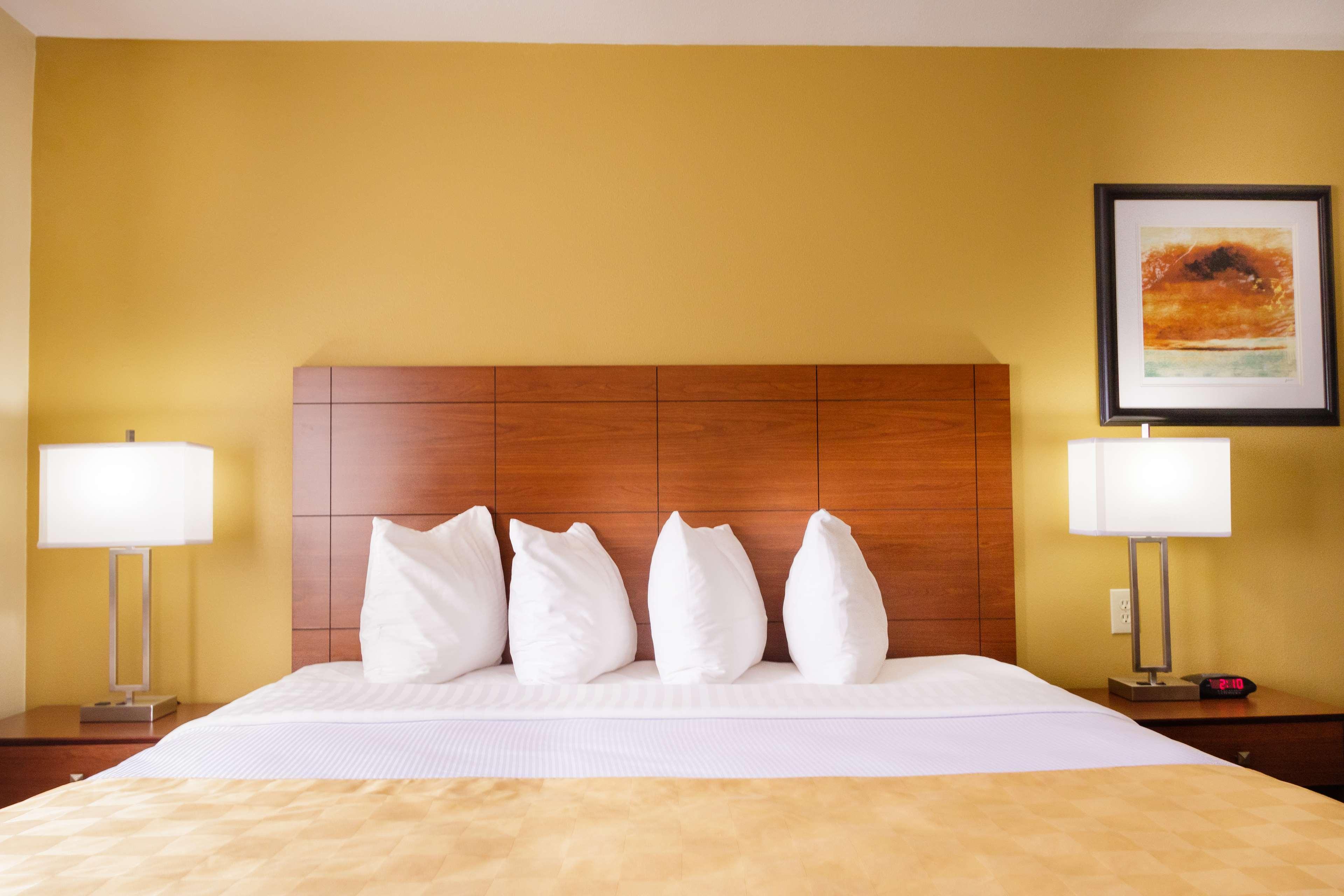 Best Western Kiva Inn Fort Collins Bagian luar foto