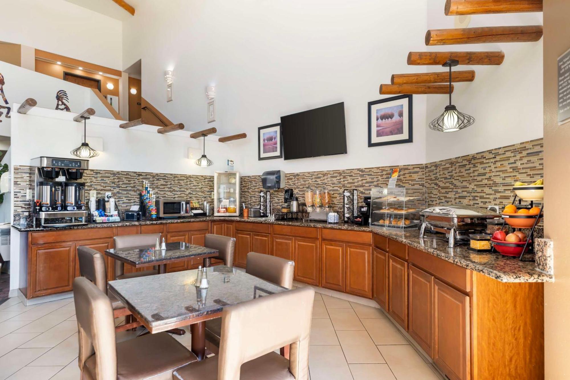 Best Western Kiva Inn Fort Collins Bagian luar foto