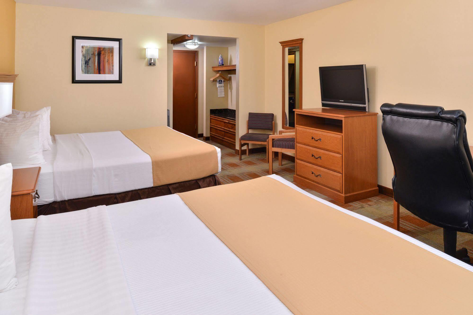 Best Western Kiva Inn Fort Collins Bagian luar foto